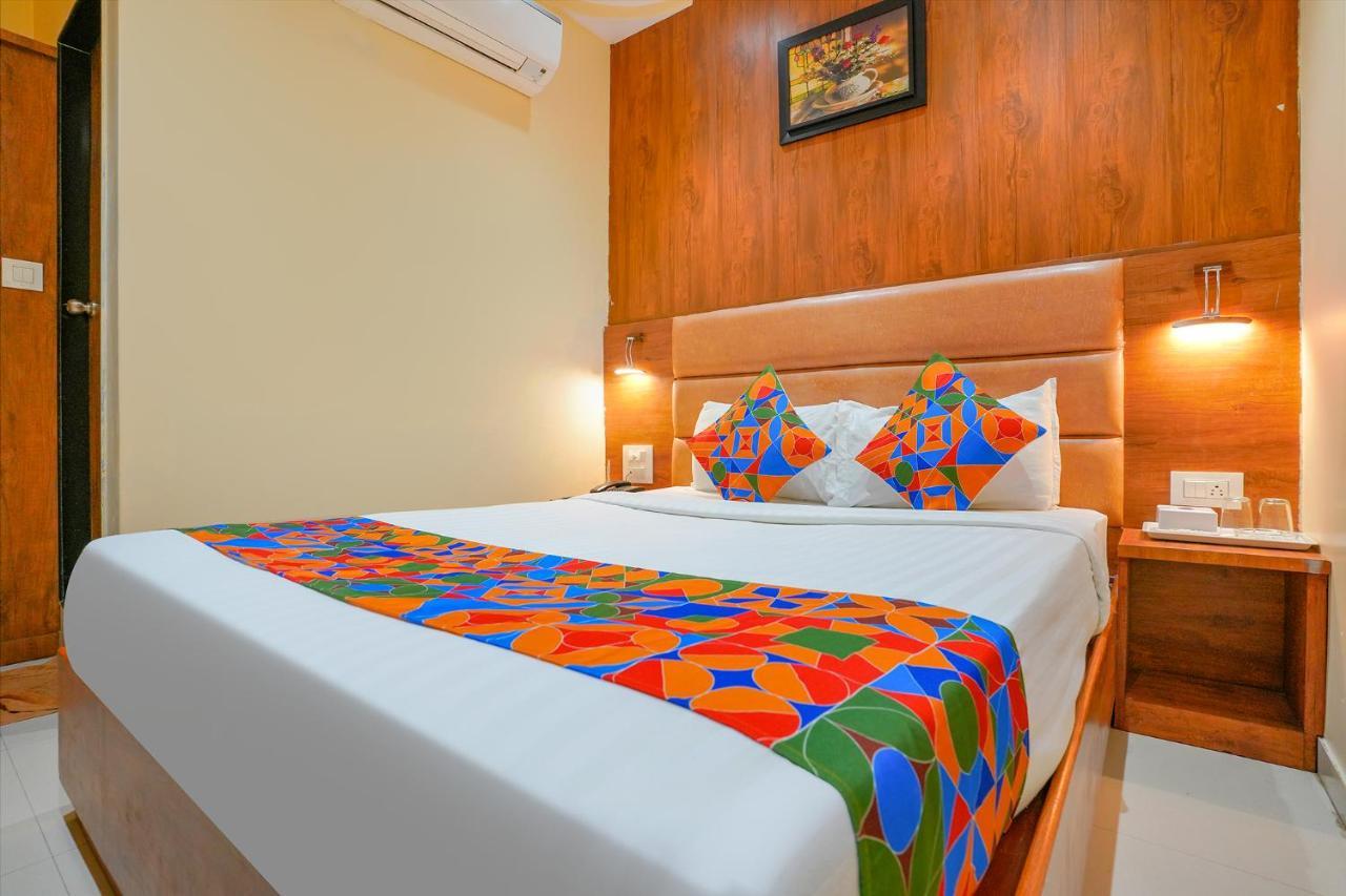Hotel Fabexpress Colaba Grand Bombaj Zewnętrze zdjęcie