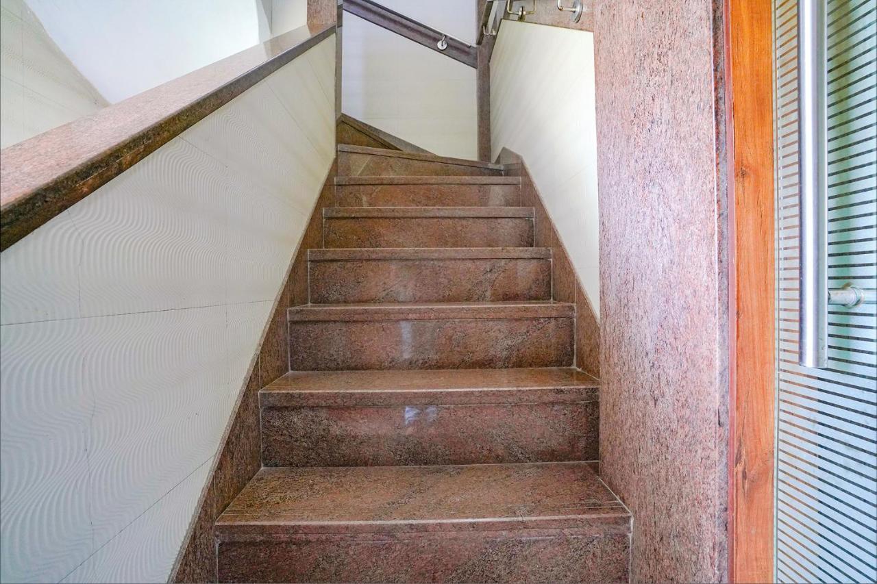 Hotel Fabexpress Colaba Grand Bombaj Zewnętrze zdjęcie