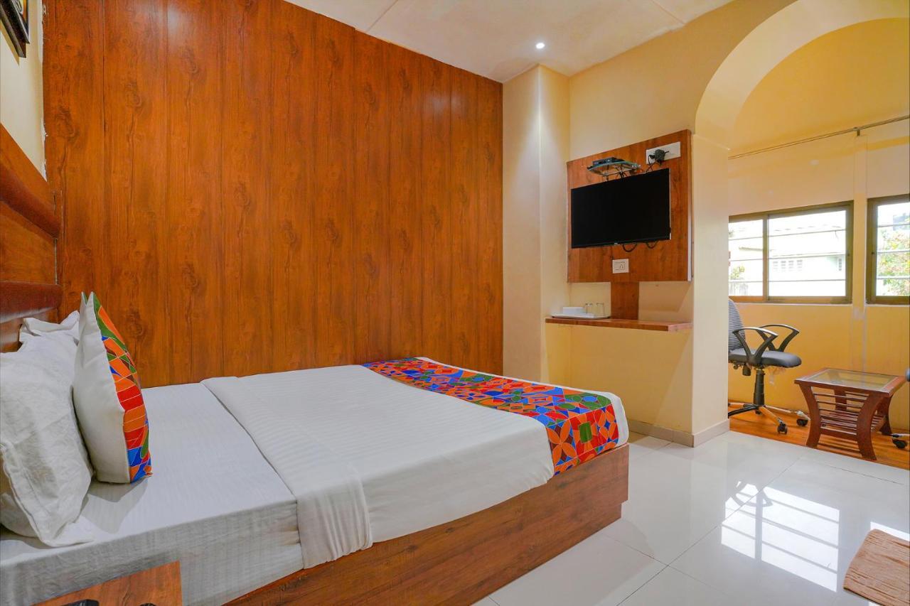 Hotel Fabexpress Colaba Grand Bombaj Zewnętrze zdjęcie